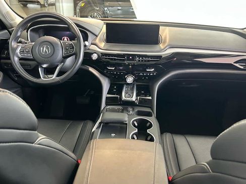 Used 2023 Acura MDX SH-AWD w/ Technology Package image 18