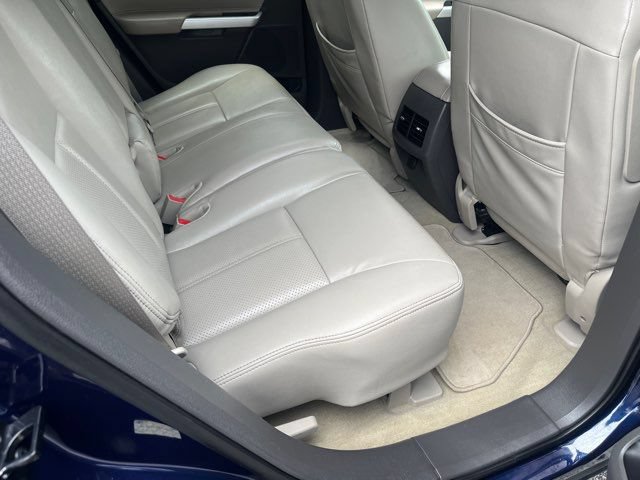 Used 2011 Ford Edge SE FWD image 18