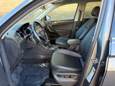 Used 2019 Volkswagen Tiguan SE image 6