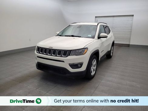 Used 2018 Jeep Compass Latitude FWD image 1