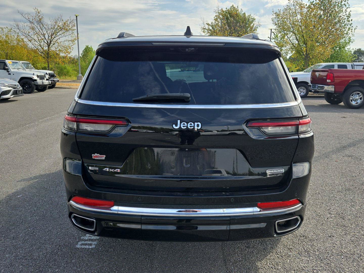 Used 2021 Jeep Grand Cherokee L Overland w/ Luxury Tech Group IV AWD/4WD image 6