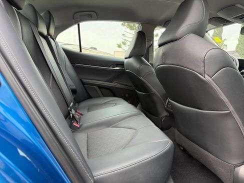 Used 2020 Toyota Camry XSE image 16