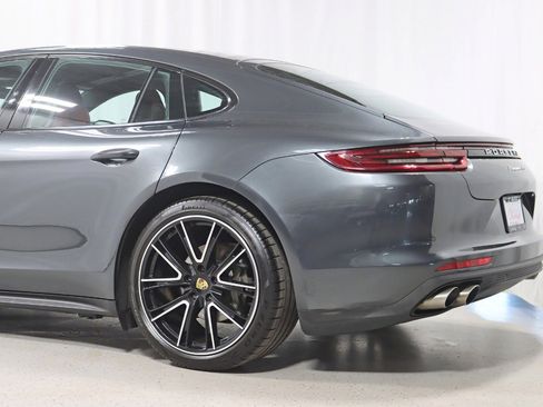 Used 2018 Porsche Panamera 4S w/ Premium Package Plus image 10