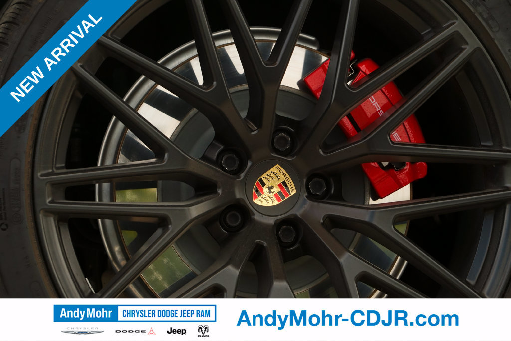 Used 2022 Porsche Macan GTS AWD/4WD image 16