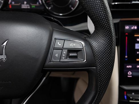 Used 2022 Maserati Quattroporte Modena image 30