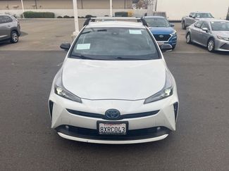 Used 2021 Toyota Prius video 2