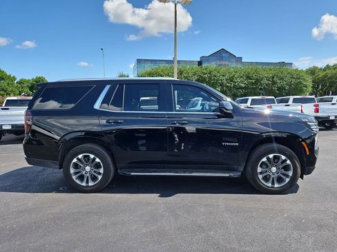 Used 2025 Chevrolet Tahoe LS RWD image 7