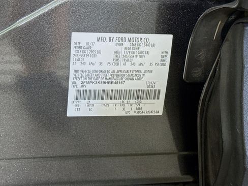Used 2017 Ford Edge Titanium w/ Technology Package FWD image 40