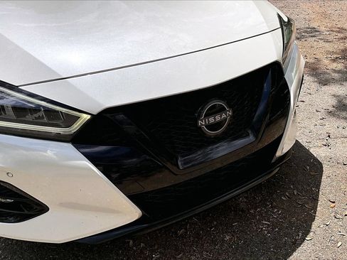 Used 2023 Nissan Maxima SR w/ Sport Mat Group FWD image 34