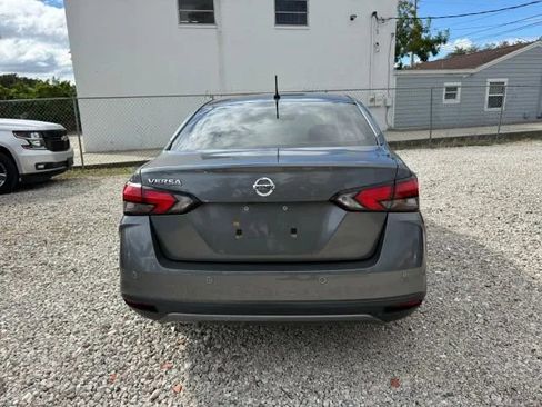 Used 2020 Nissan Versa S image 6