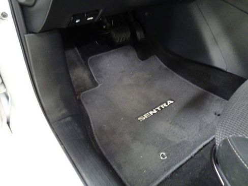 Used 2019 Nissan Sentra S w/ Appearance Package FWD image 16