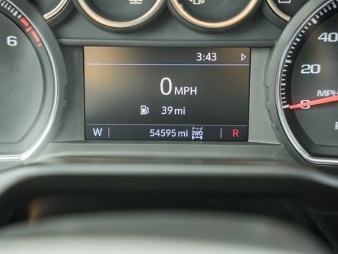 Used 2021 Chevrolet Silverado 1500 LT Trail Boss AWD/4WD image 48