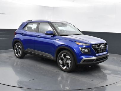 New 2025 Hyundai Venue SEL