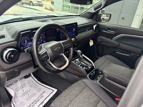 Used 2025 Chevrolet Colorado Z71 w/ Technology Package image 15