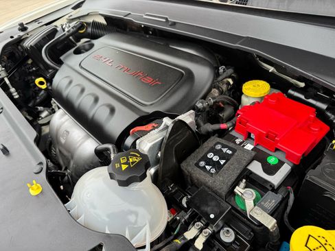 Used 2019 Jeep Compass Latitude w/ Popular Equipment Group image 34