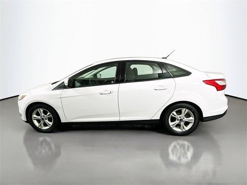 Used 2014 Ford Focus SE image 4