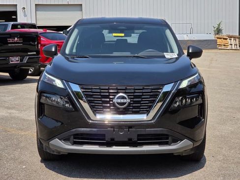 Used 2023 Nissan Rogue S AWD/4WD image 2