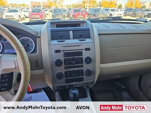 Used 2012 Ford Escape XLT image 19