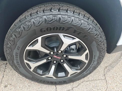 New 2026 GMC Yukon AT4 w/ AT4 Premium Plus Package AWD/4WD image 39