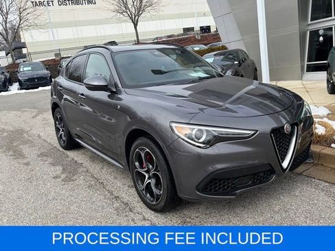 Used 2023 Alfa Romeo Stelvio Ti image 1