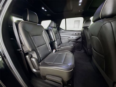 Used 2023 Chevrolet Traverse Premier w/ Redline Edition image 31