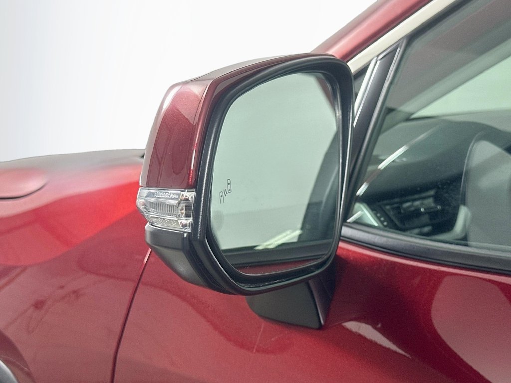 Used 2023 Toyota RAV4 XLE Premium FWD image 39