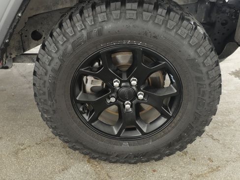 Certified 2021 Jeep Wrangler Unlimited Sport image 4