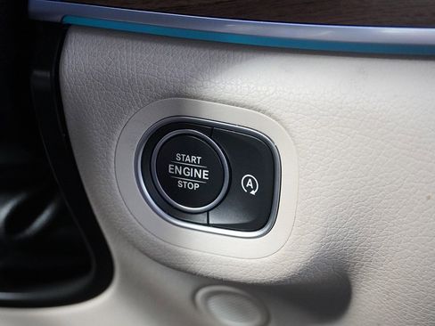 Used 2022 Mercedes-Benz GLE 350 4MATIC image 48