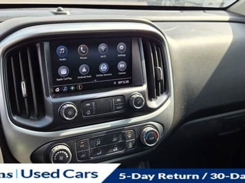 Used 2022 Chevrolet Colorado LT w/ LT Convenience Package AWD/4WD image 13