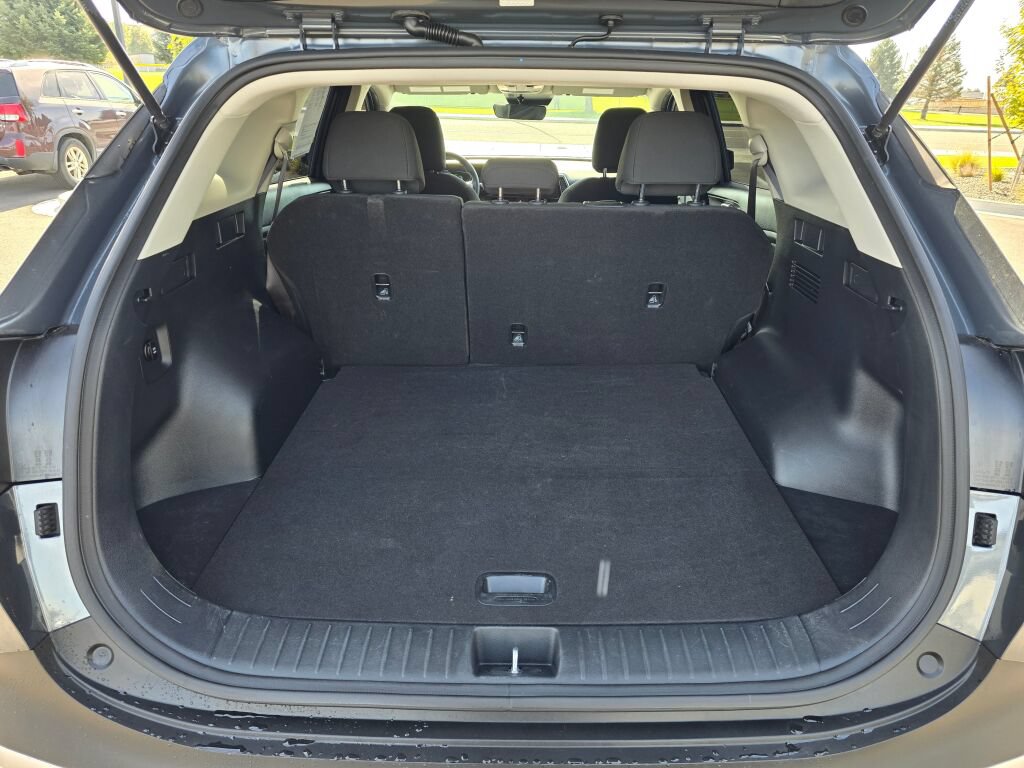 Used 2025 Kia Sportage LX AWD/4WD image 15
