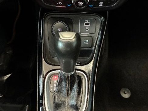 Used 2019 Jeep Compass Limited w/ Safety & Security Group image 23