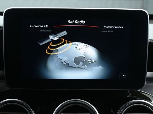 Used 2018 Mercedes-Benz GLC 43 AMG 4MATIC image 32