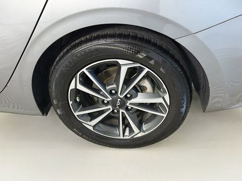 Used 2024 Kia Forte LXS image 30