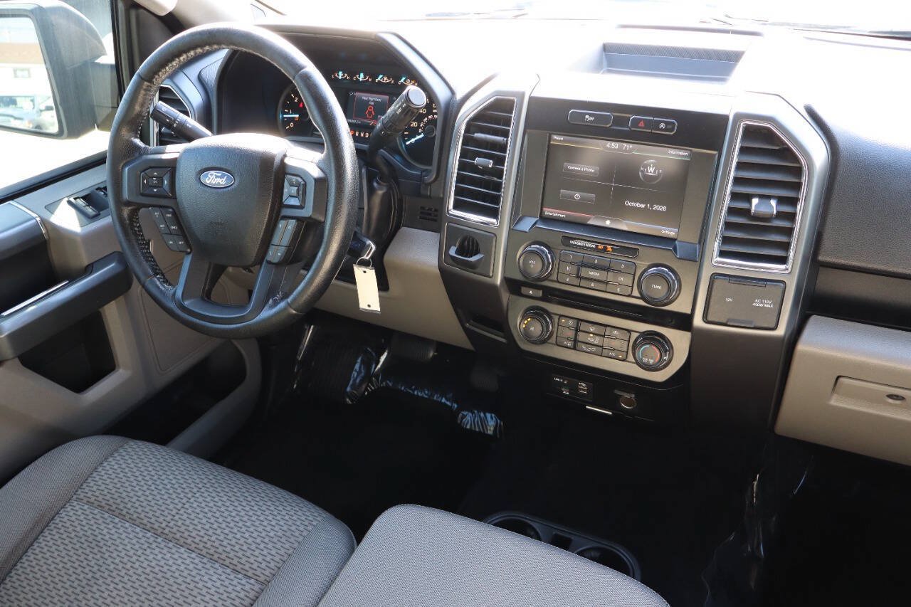 Used 2015 Ford F150 XLT w/ Equipment Group 302A Luxury RWD image 11