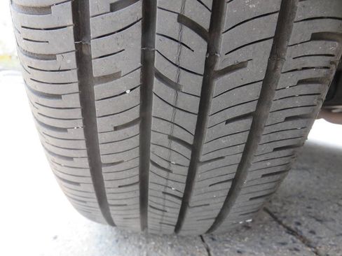 Used 2012 Suzuki SX4 Sportback FWD image 32