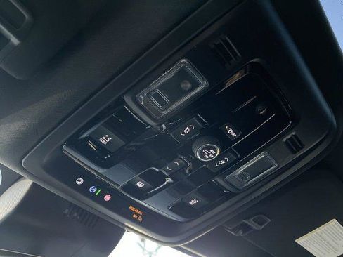 New 2026 GMC Yukon Elevation image 25