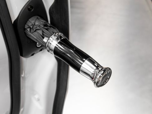 Used 2021 Rolls-Royce Cullinan Black Badge AWD/4WD image 46