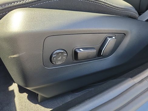 New 2026 BMW 530i w/ Premium Package RWD image 19