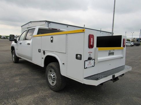 Used 2022 Chevrolet Silverado 2500 W/T w/ WT Convenience Package AWD/4WD image 5