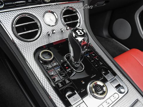 Used 2022 Bentley Continental GT Mulliner AWD/4WD image 17