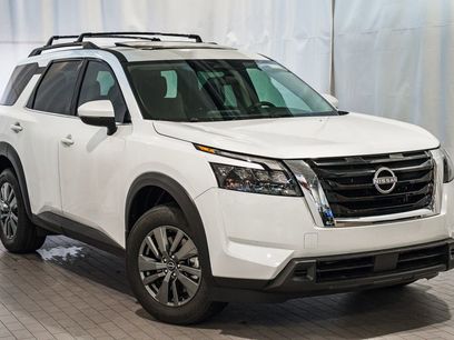 New 2025 Nissan Pathfinder SV