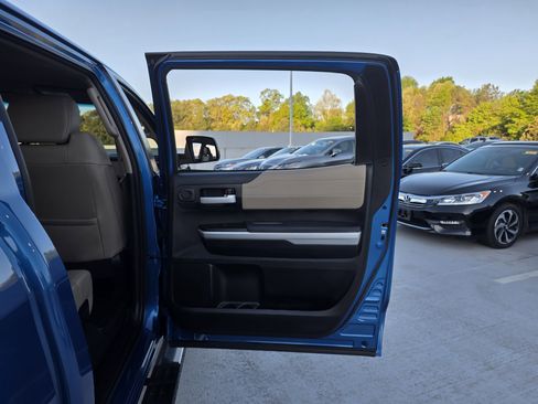Used 2017 Toyota Tundra Limited image 23