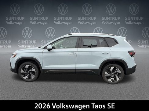 New 2026 Volkswagen Taos SE AWD/4WD image 2