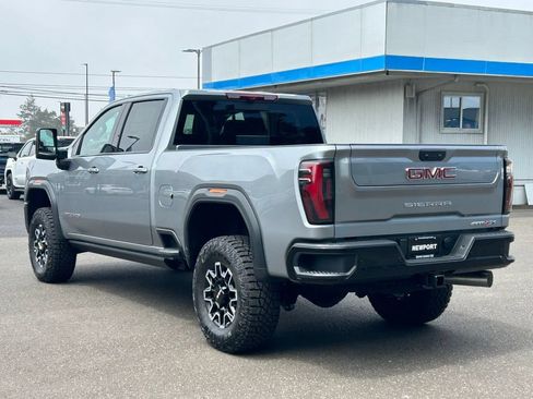 New 2026 GMC Sierra 2500 AT4X AWD/4WD image 7