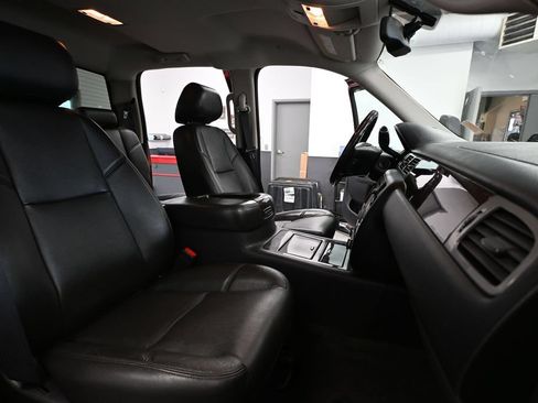 Used 2014 GMC Sierra 2500 Denali w/ Snow Plow Prep Package AWD/4WD image 48