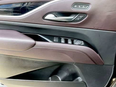 Used 2024 Cadillac Escalade V w/ Heavy-Duty Trailer Package image 39