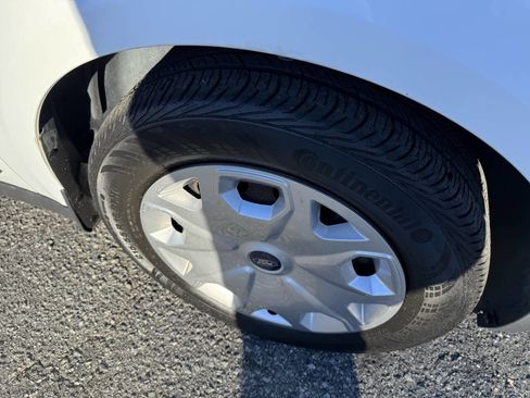 Used 2017 Ford Transit Connect XL image 15