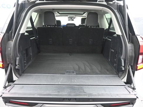 Used 2025 Ford Expedition Max Platinum AWD/4WD image 14