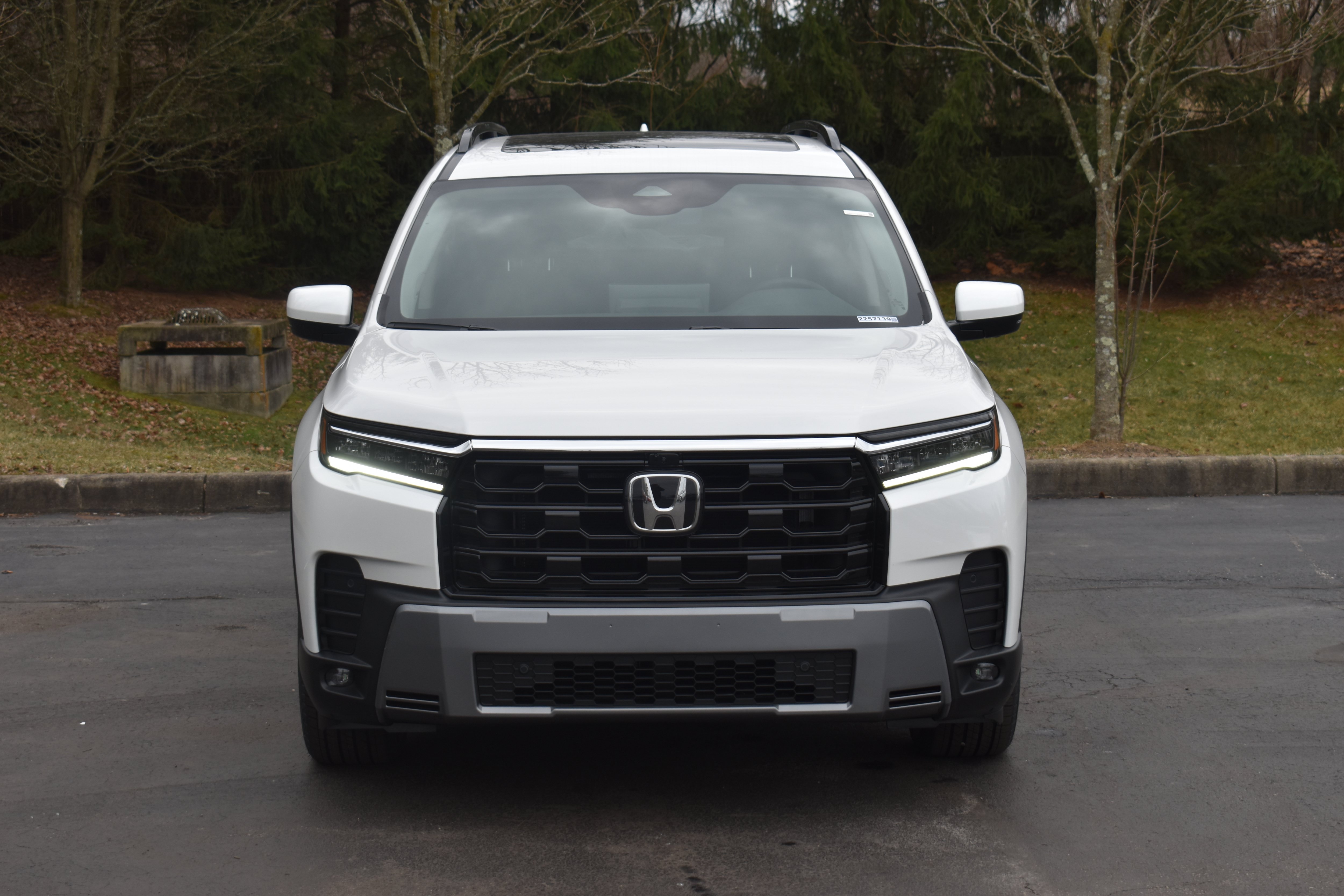 New 2026 Honda Pilot Touring image 2