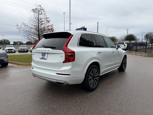 Used 2021 Volvo XC90 T5 Momentum w/ Advanced Package image 6
